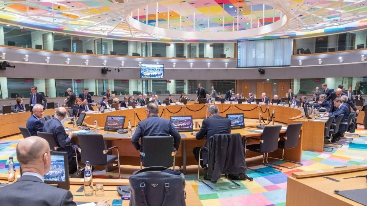 WSJ:Η Ελλάδα δεν χρειάζεται σύντομα τα 1 δισ.ευρώ-Συμβολική η αναβολή