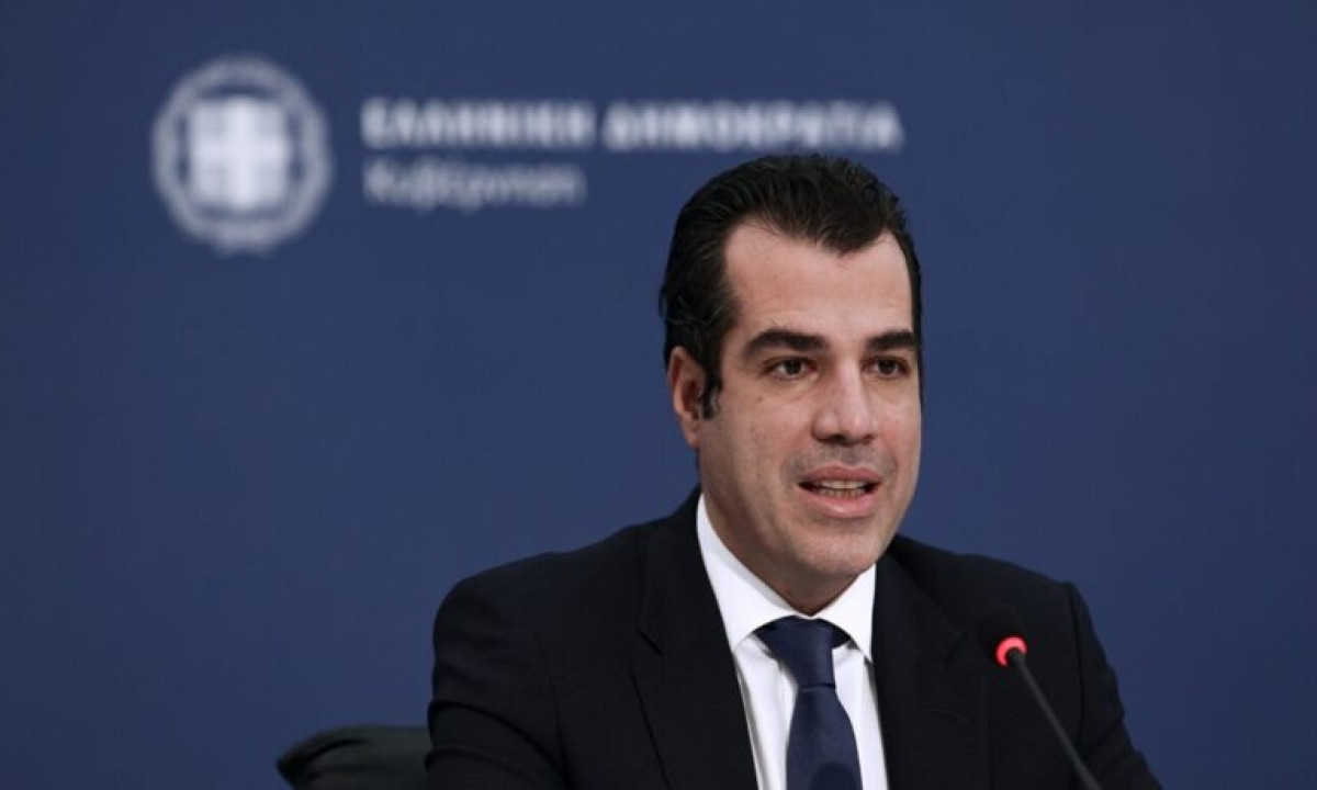 Πλεύρης: Αναμένεται θερινό κύμα κορονοϊού- Δεν θα χρειαστούν μέτρα