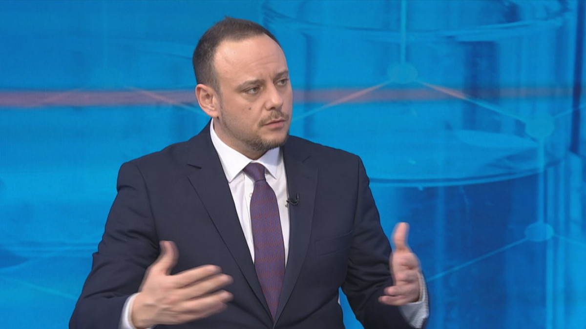Μαγιορκίνης: Μέχρι το τέλος Ιανουαρίου η κορύφωση της έξαρσης Covid-19