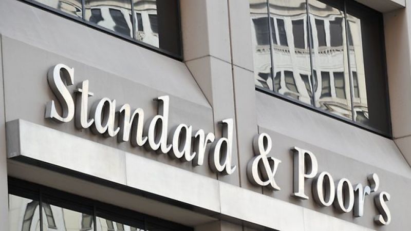 S&amp;P: Βλέπει «κρίση εμπιστοσύνης σε όλο τον κόσμο»