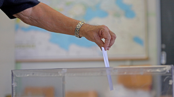 Ζούπης (Opinion Poll): Δέχεται πλήγμα η ΝΔ-Κερδίζουν τα μικρά κόμματα