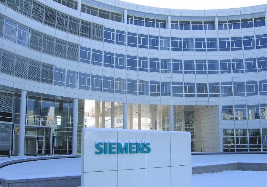 Siemens: Προσφέρει έπιπλα και εξοπλισμό γραφείου, σε σχολεία- κοινωνικούς φορείς