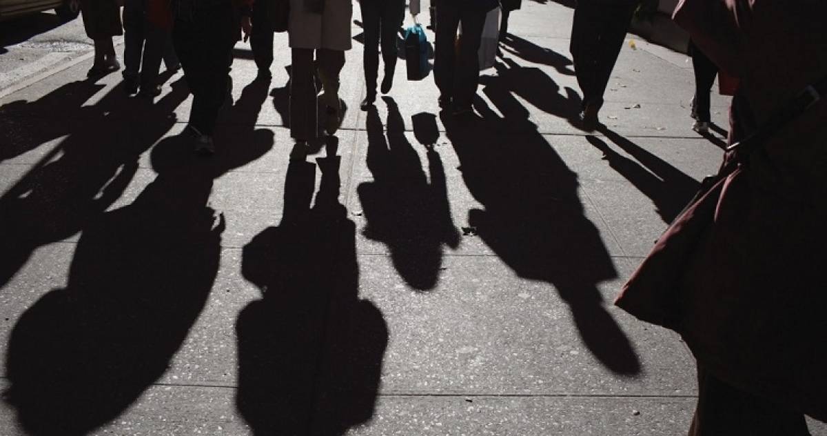 Ψαλίδα μεταξύ δημοσίου και μικρών επιχειρήσεων στους μισθούς