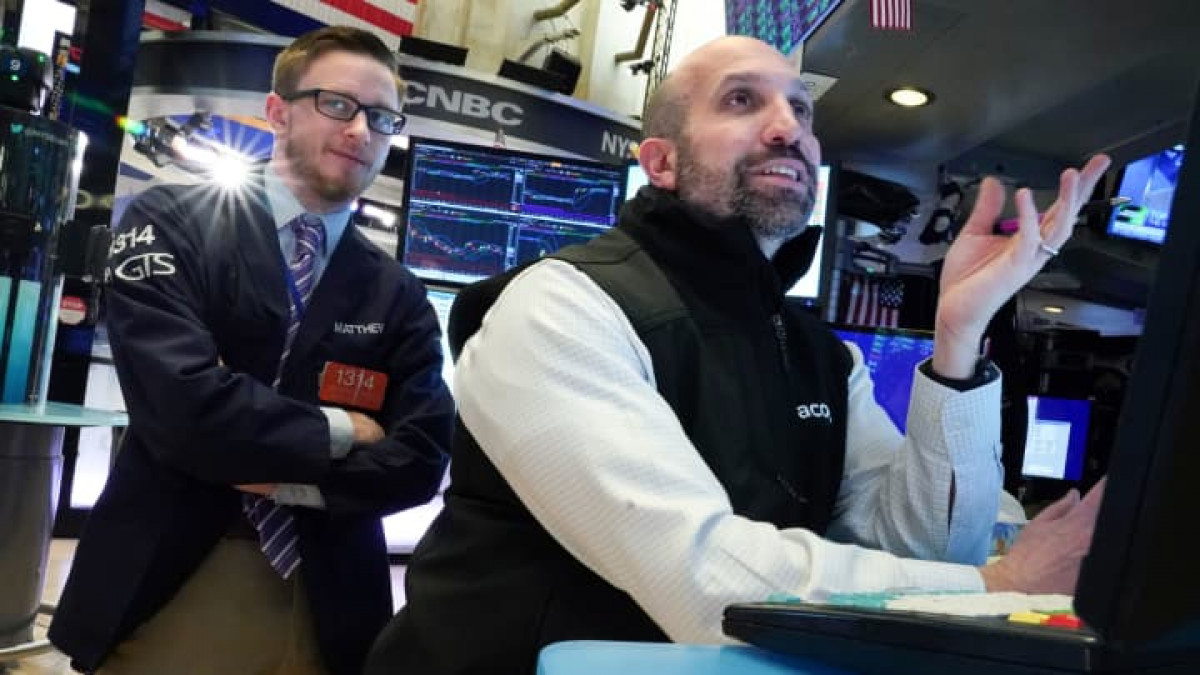 Νέος γύρος ρευστοποιήσεων στη Wall Street- Τρίτη σερί εβδομάδα απωλειών