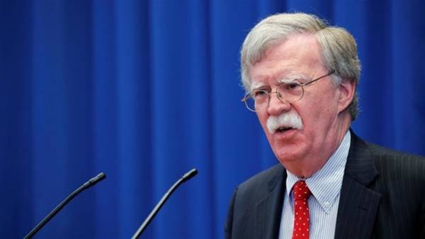 Μπόλτον: Οι ΗΠΑ θα στήριζαν ένα Brexit χωρίς συμφωνία