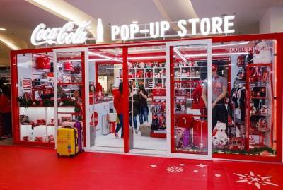 Tο Coca-Cola Pop-Up Store ανοίγει και φέτος στο Golden Hall