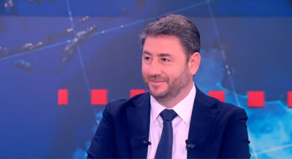 Ανδρουλάκης: Nα δώσουμε 8-10% του Ταμείου Ανάκαμψης στο ΕΣΥ