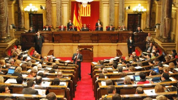 Καταλονία: Την Πέμπτη η συνεδρίαση του κοινοβουλίου