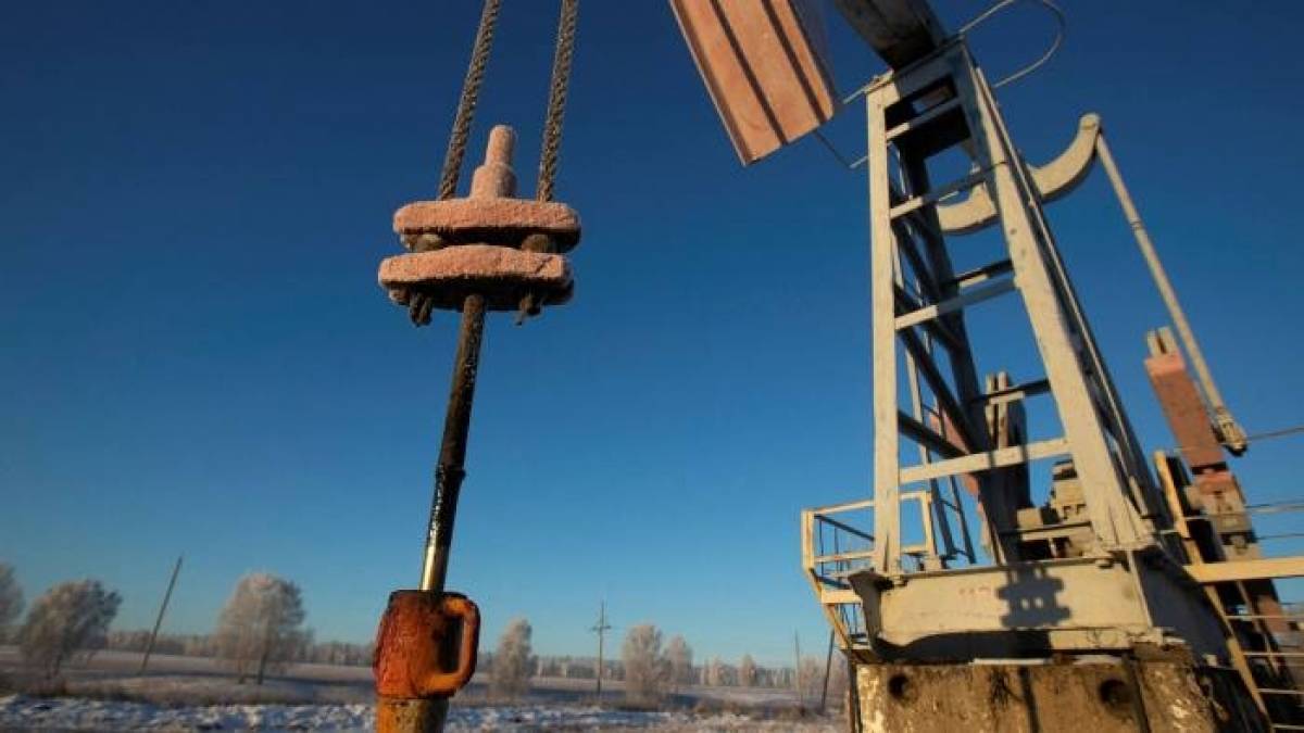 Η συμφωνία του OPEC+ ωθεί προς τα κέρδη το πετρέλαιο