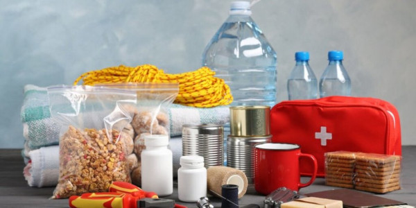 Τι περιλαμβάνει το «κιτ επιβίωσης» που προτείνει η Κομισιόν