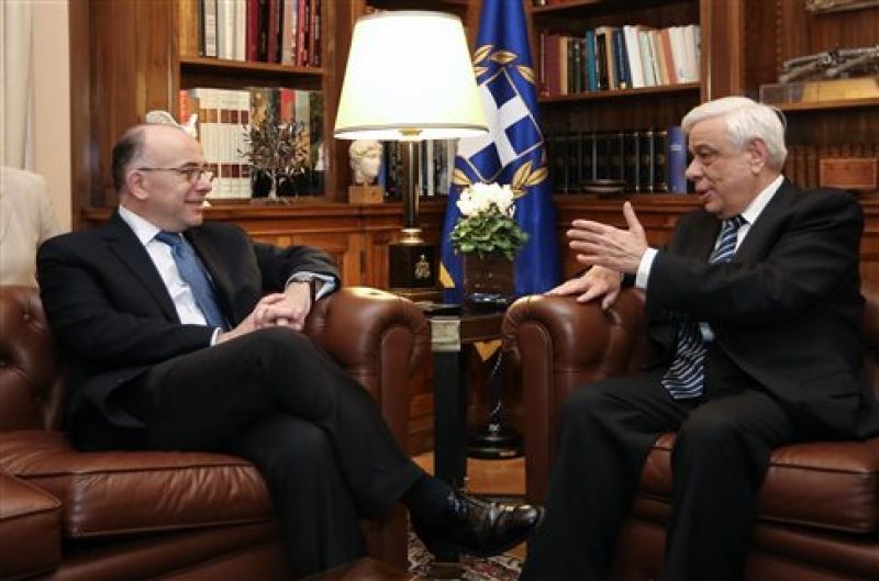 Στον Πρόεδρο της Δημοκρατίας ο Μπερνάρ Καζνέβ