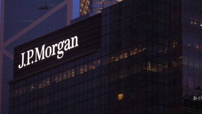 Η JP Morgan «βλέπει» αξία στα ελληνικά κρατικά ομόλογα