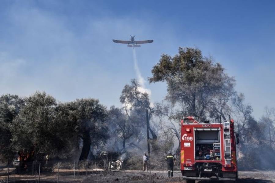 Πυρκαγιά στην περιοχή Λουτρακίου-Περαχώρας - Προληπτική εκκένωση