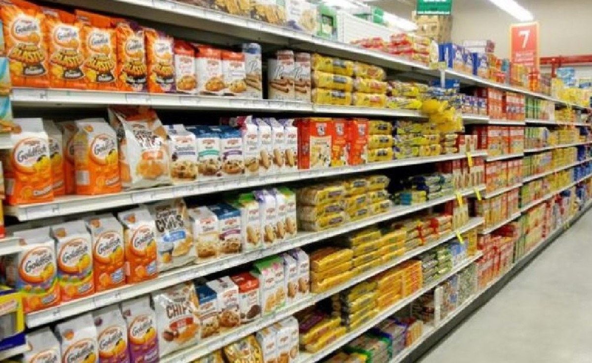 NielsenIQ για λιανεμπόριο τροφίμων: Αύξηση τζίρου 7,6% λόγω στροφής στο «Back to Basics» και το «Homing»