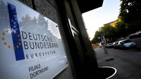 Παρέμβαση για Ελλάδα από Bundesbank-«Ναι» στα πλεονάσματα, «όχι» στην ελάφρυνση
