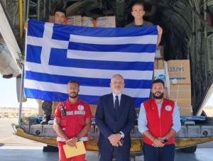 Έφτασε στην Αίγυπτο η ελληνική ανθρωπιστική βοήθεια για τη Γάζα