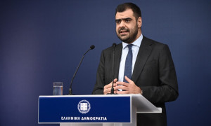 Μαρινάκης: Δεν υπάρχει διγλωσσία-Ξεκάθαρες οι ελληνικές θέσεις για το Oυκρανικό