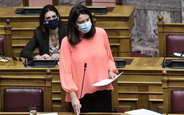 Θετική στον κορονοϊό η Νίκη Κεραμέως