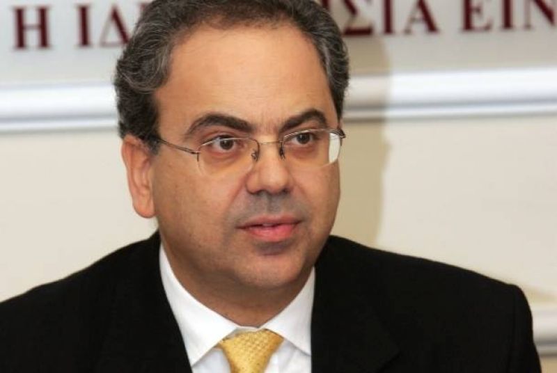 Οι Έλληνες αγοράζουν ακίνητα, γιατί φοβούνται το "κούρεμα" στις καταθέσεις τους