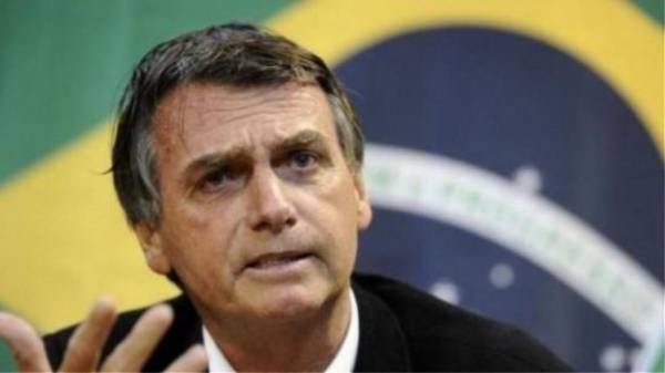 Βραζιλία: «Κατρακυλά» η δημοτικότητα του Μπολσονάρου