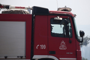 Τραγωδία στην Κεφαλονιά: Δύο νεκροί από πτώση φορτηγού σε γκρεμό