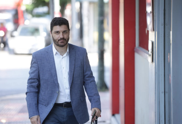 Τεμπονέρας για «ξεπάγωμα» τριετιών: Αφορά μόνο το 20% των εργαζομένων
