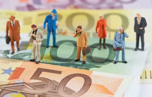 Allianz: Μειώθηκε ο παγκόσμιος πλούτος- Διαφοροποιήθηκε η Ελλάδα