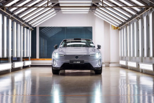 Η Volvo Cars ξεκινά την παραγωγή του νέου αμιγώς ηλεκτρικού Volvo ES90