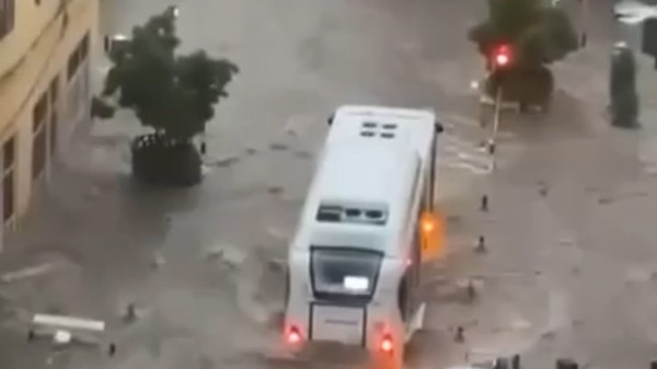 Σε ύψιστο συναγερμό οι Κάννες λόγω κακοκαιρίας και πλημμυρών