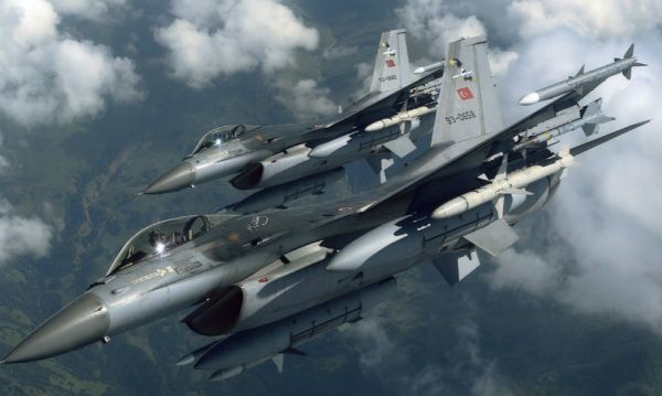Συνεχίζουν να προκαλούν οι Τούρκοι-19 παραβιάσεις από τουρκικό αεροσκάφος