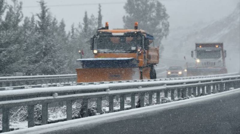 Δεν τελείωσε η κακοκαιρία-Παγωνιά και τη Δευτέρα-Προβλήματα σε πολλές περιοχές