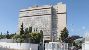 Η απάντηση της κυβέρνησης για την αντικατάσταση Τσουβάλα