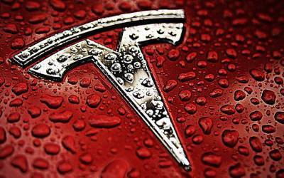Συμφωνία Tesla αξίας $422 εκατομμυρίων με τη Hyundai Glovis