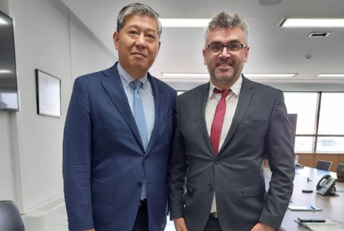 ΡΑΕ: Συνάντηση Δαγούμα- Captain Weng Lin για περιβαλλοντικά ουδέτερα λιμάνια