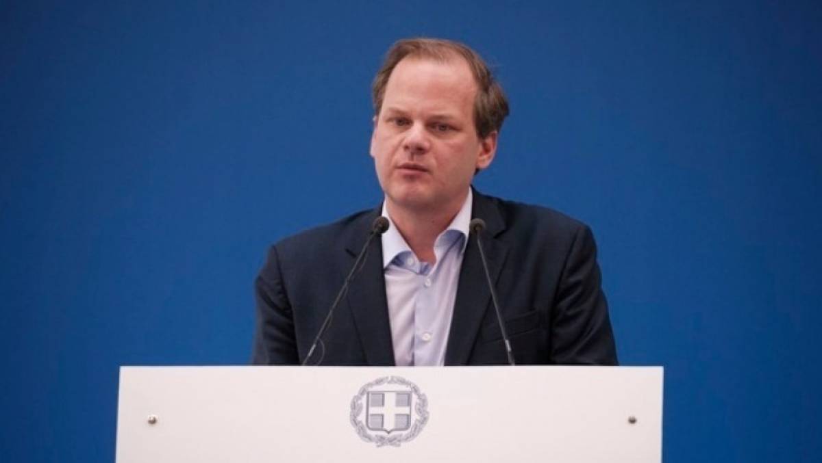 Καραμανλής: Bγαίνουν 300 νέα λεωφορεία στους δρόμους