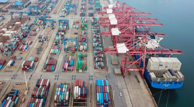 Κίνα: Αυξήθηκαν κατά 27,1% οι εξαγωγές τον Οκτώβριο