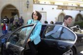 Επιστρέφουν σήμερα οι θεσμοί με «υποσχέσεις» για το χρέος