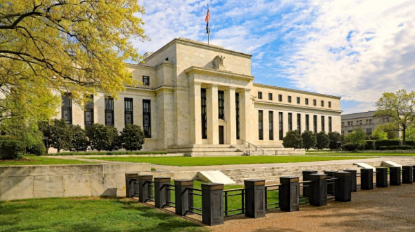BlackRock: Η Fed θα συνεχίσει τις αυξήσεις επιτοκίων