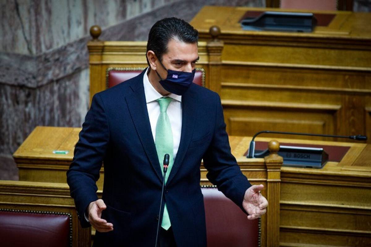 Σκρέκας: Άμεση η κινητοποίηση για απομάκρυνση καμένων κορμών σε Εύβοια