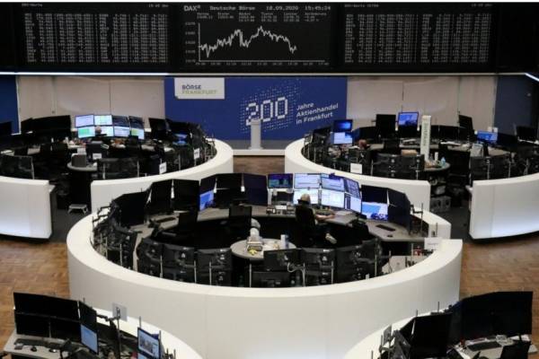 Ευρωπαϊκά χρηματιστήρια: Ανοδικό ξεκίνημα με το βλέμμα στον PMI