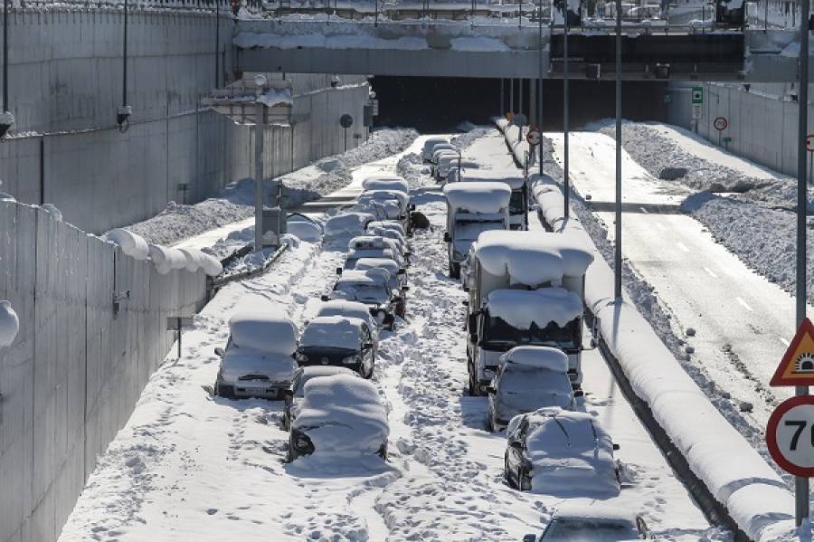 Τι ποσά μπορούν να διεκδικήσουν όσοι εγκλωβίστηκαν στην Αττική Οδό