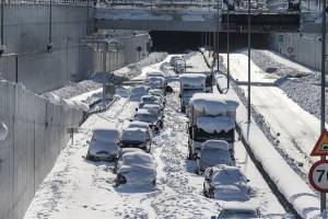 Τι ποσά μπορούν να διεκδικήσουν όσοι εγκλωβίστηκαν στην Αττική Οδό