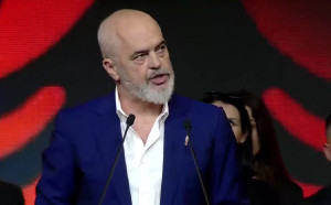 Ράμα: Οι Έλληνες ανάγκασαν Αλβανούς να αλλάξουν τα ονόματά τους