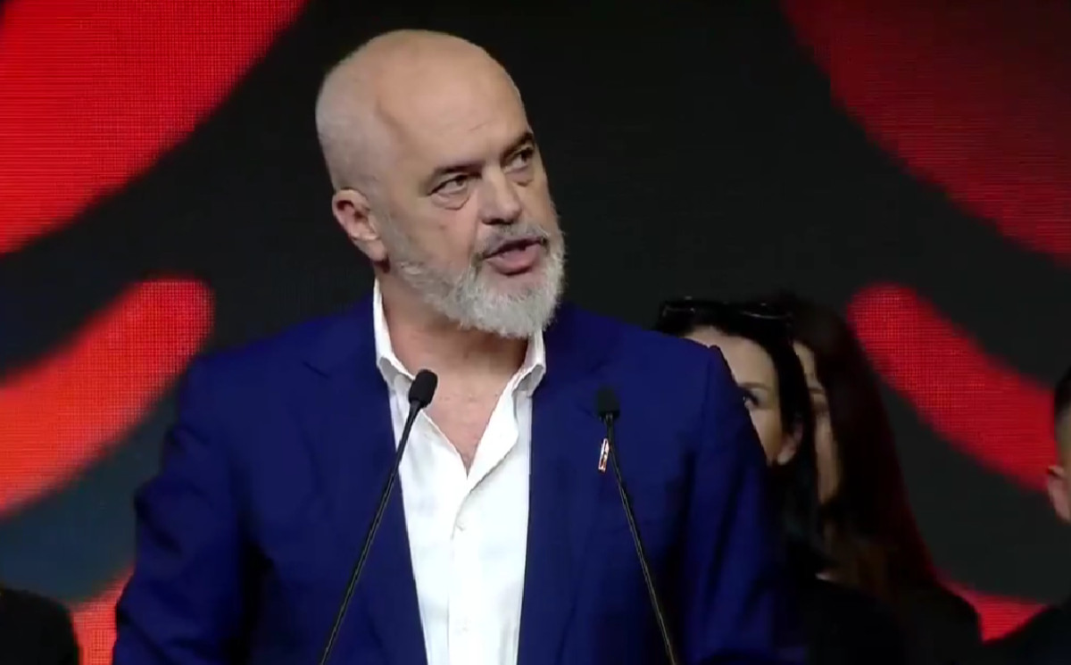 Ράμα: Οι Έλληνες ανάγκασαν Αλβανούς να αλλάξουν τα ονόματά τους