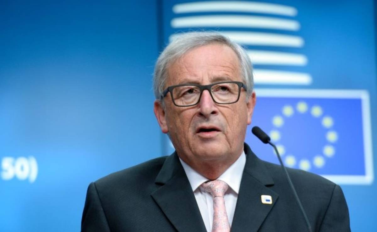 Δέσμευση Γιούνκερ για Brexit και επίθεση στους «υποκριτές» της ΕΕ