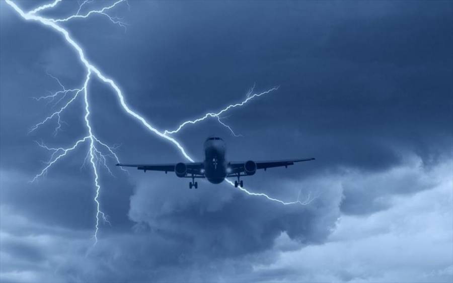 Κεραυνός χτύπησε αεροπλάνο με προορισμό την Θεσσαλονίκη