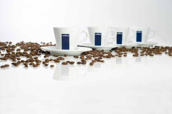 Όμιλος Lavazza: Νέος στρατηγικός εταίρος η Beverage World