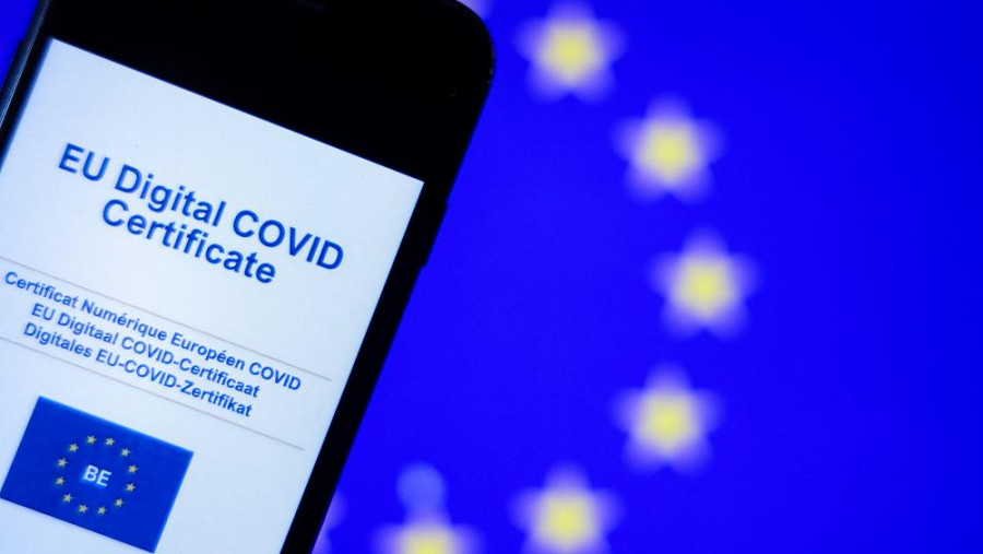 Ευρωκοινοβούλιο: Ακόμη ένα χρόνο τα ψηφιακά πιστοποιητικά COVID