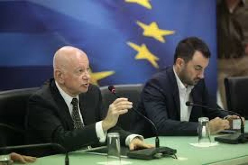 «Εργαλειοθήκη» ρευστότητας με το Ταμείο Συνεπενδύσεων και δύο νομοθετικές πρωτοβουλίες