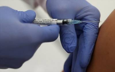 ΕΕ: Κάλυψη οικονομικών αξιώσεων για τυχόν παρενέργειες από το εμβόλιο